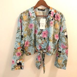 NWT. Gorgeous print Zara blouse.